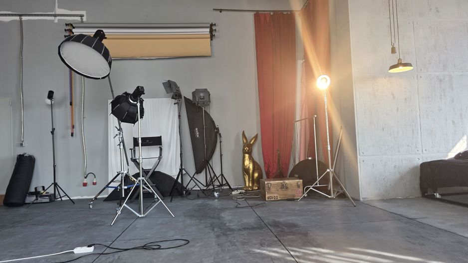 Spatiu de inchiriat amenajat studio foto dar si alte utilizari 80mp 700e/luna in zona Timpuri Noi - Poză 7