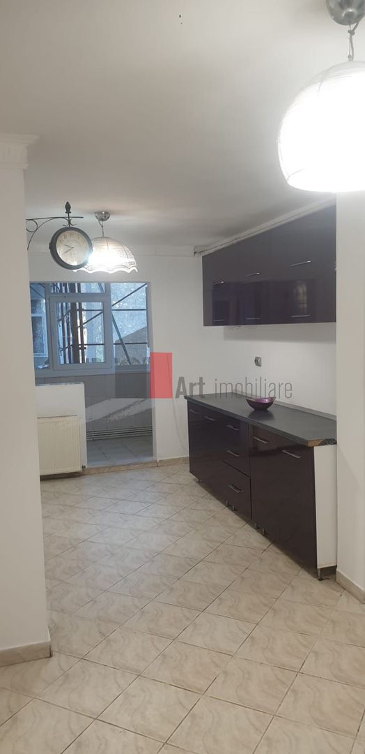 Apartament 4 camere Ghencea - Poză 2