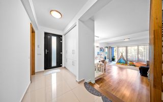 Duplex premium 136 mp utili cu gradina proprie si 2 parcari in Europa - Poză 5