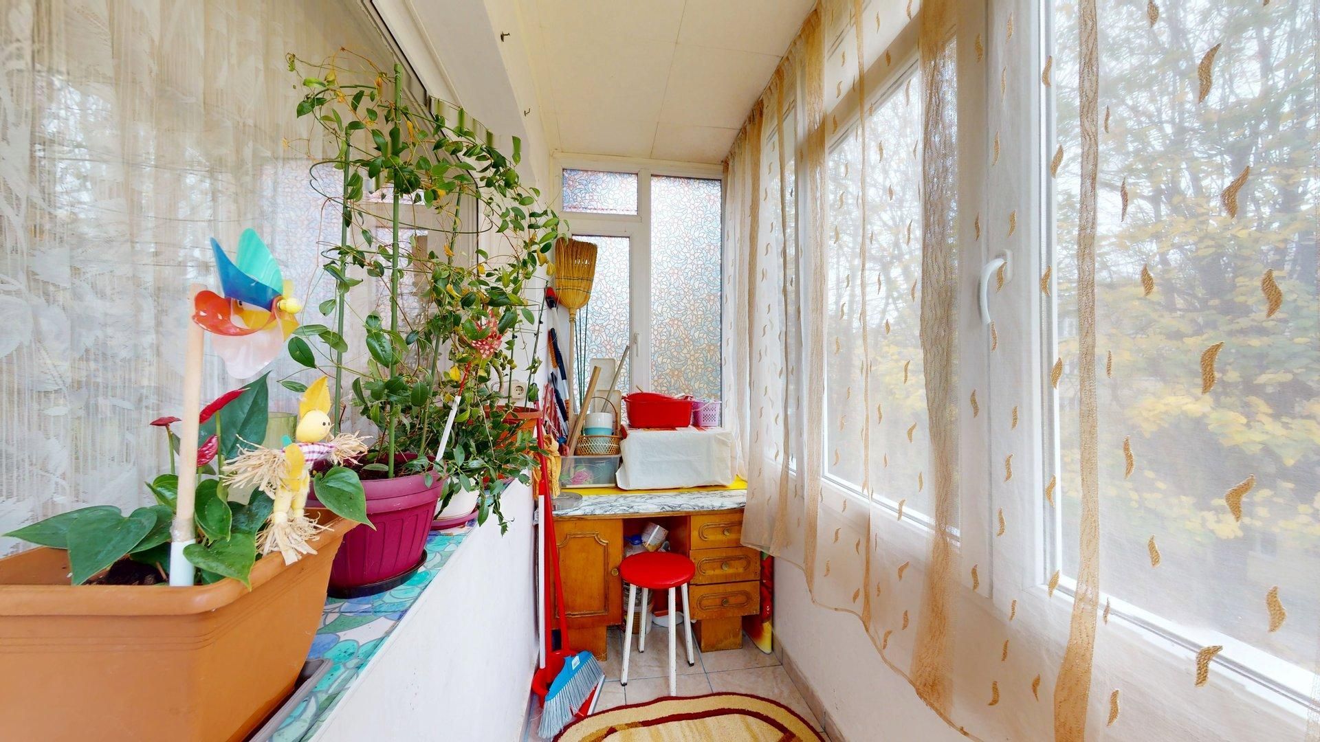 Apartament 3 camere bloc reabilitat Berceni - Emil Racovita - Poză 15