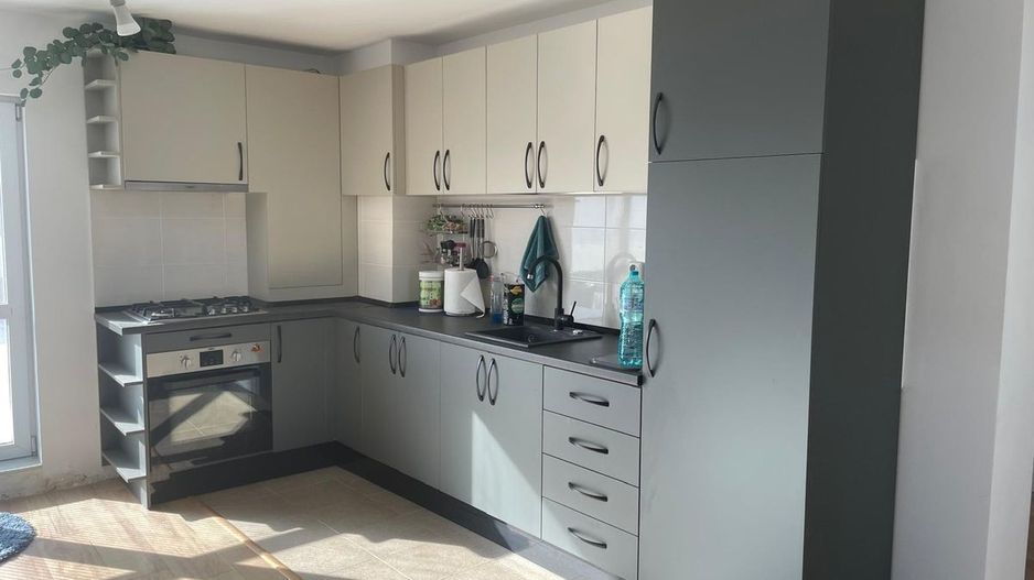 Apartament 2 camere decomandat  Metrou Mihai Bravu. - Poză 4