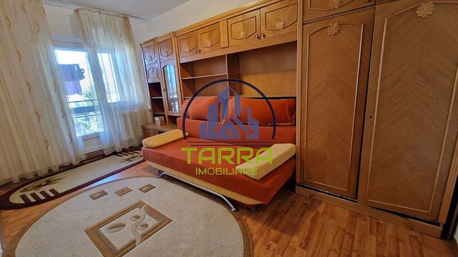 Apartament 3 camere de inchiriat in Alba Iulia zona Ultracentrala - Poză 3