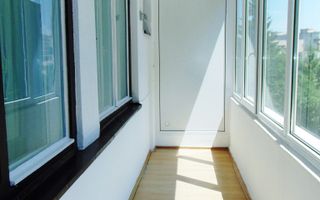 Garsoniera spatioasamobilata modern-Judetean - Poză 3
