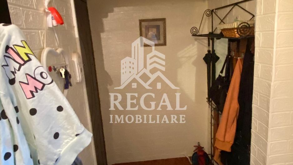 Apartament cu 2 camere semidecomandat Zona Micro 5/2 - Poză 5