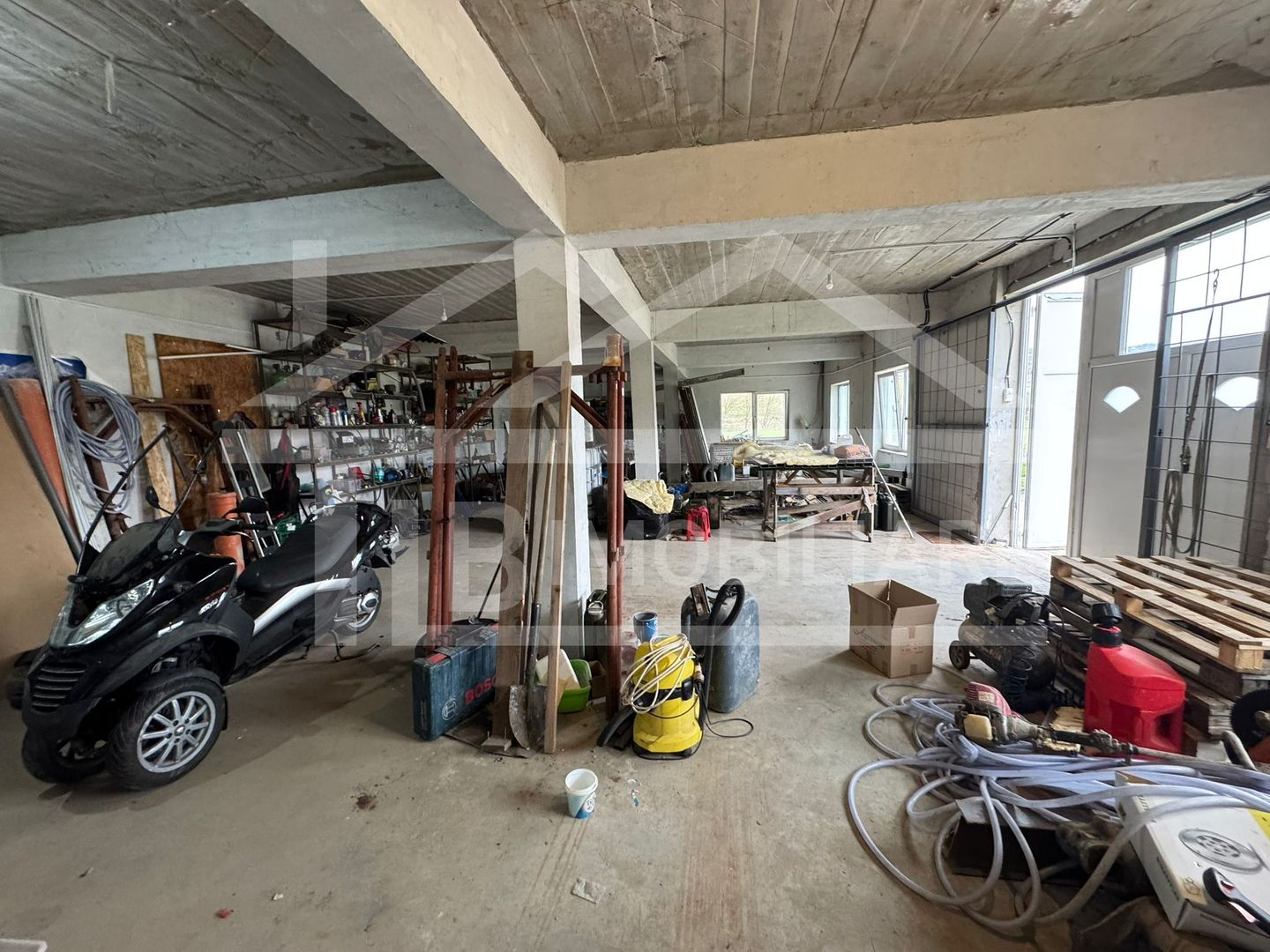 Spatiu comercial, 300mp, Zona Voiniceni - Poză 2