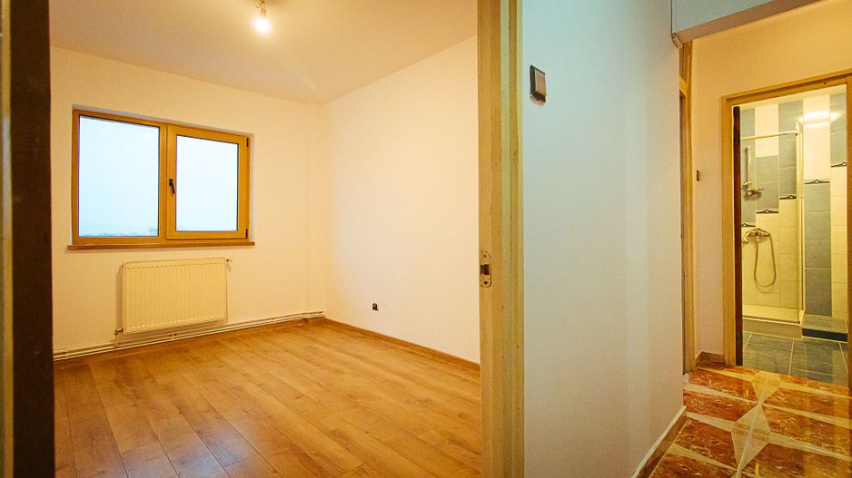 Ideal pentru o familie, toate facilitățile în apropiere - Poză 10