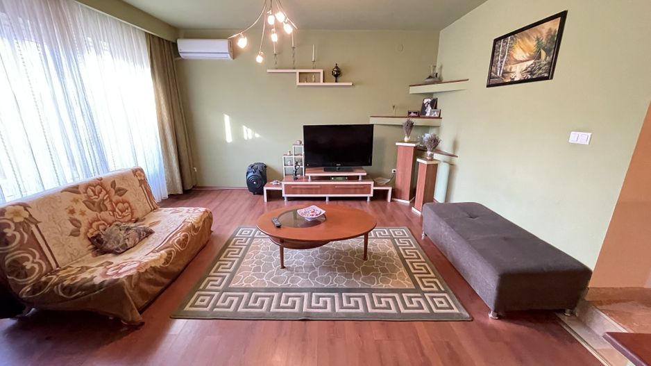 CASA  INDIVIDUALA DE VANZARE IN MEHALA - Poză 4