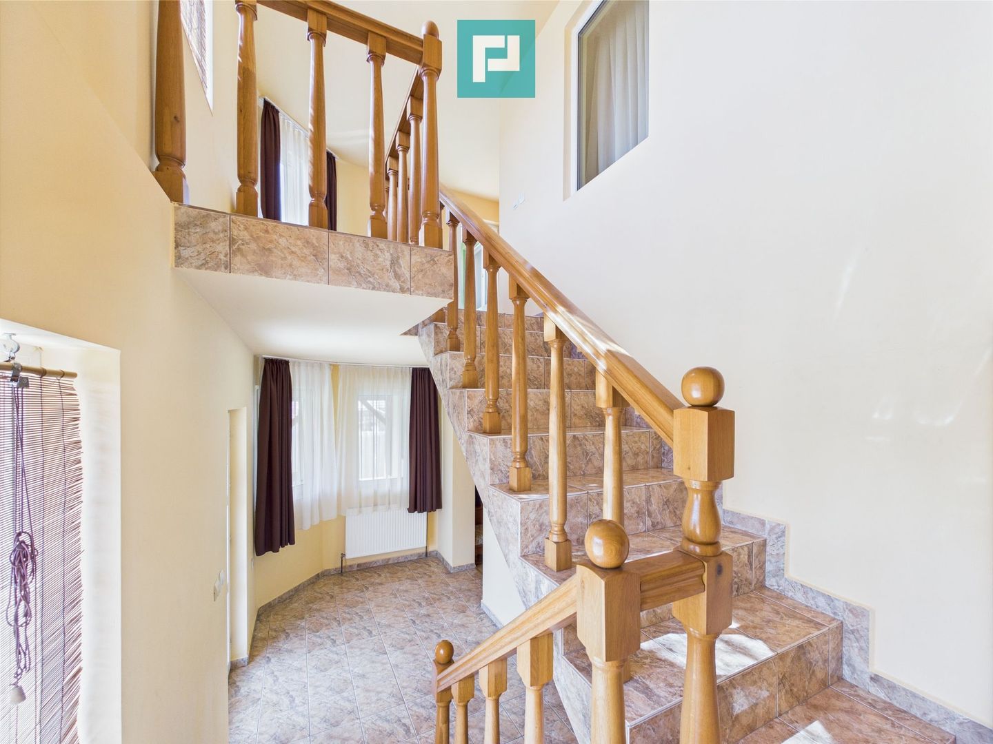 Vilă cochetă 4 camere P+M în Munar - Poză 6