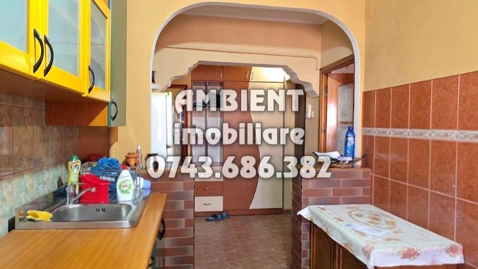 Apartament cu 3 camere, etaj 4, mobilat, VASLUI zona CENTRU - BIG; - Poză 8