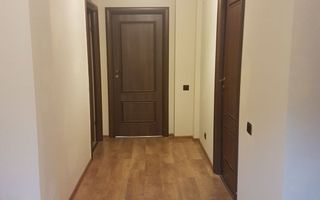 Închiriez apartament in vila - Poză 9