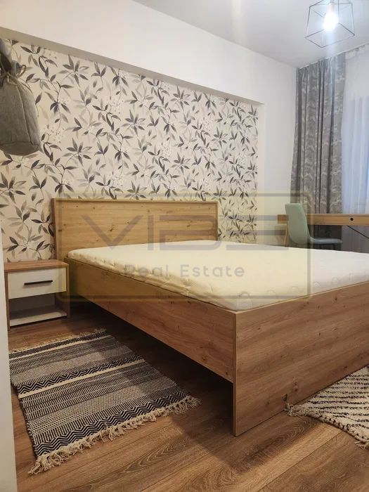 Gara- Autogara Codreanu-3 camere 85mp- Renovat complet ! - Poză 1