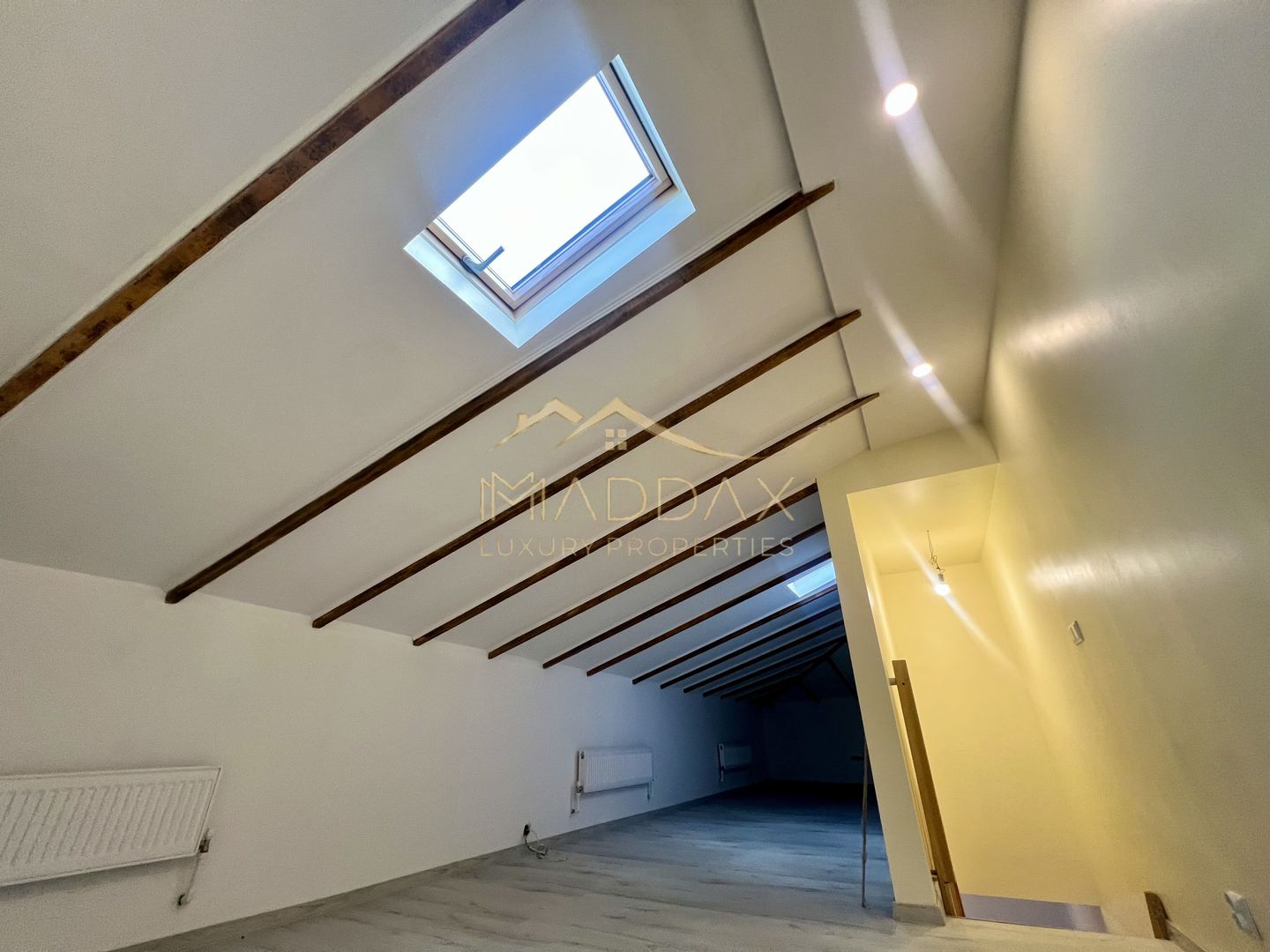 Casa **8 camere** // Domenii - Poză 38