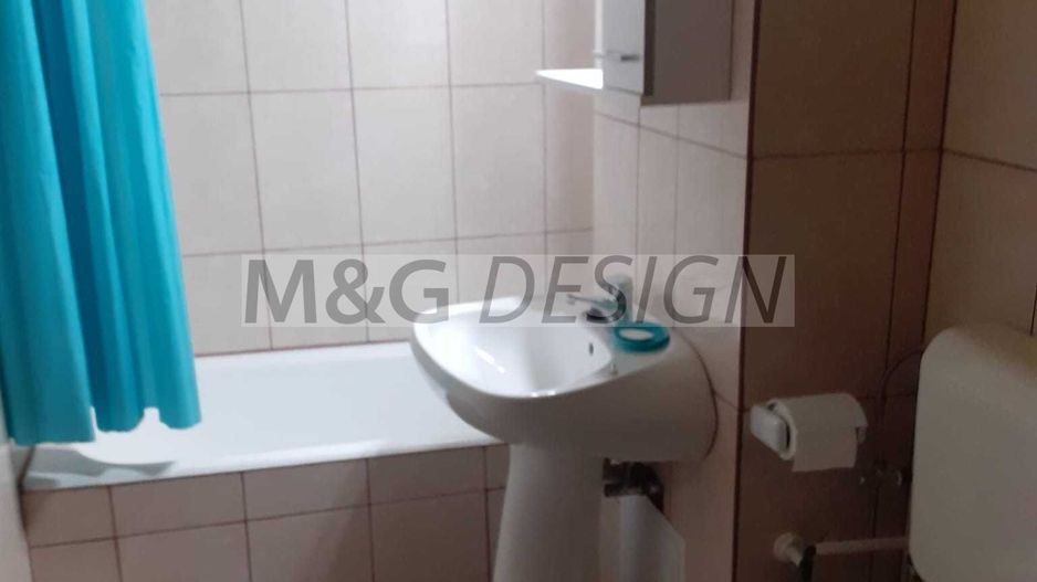 Apartament 1 camera  parter cu balcon si centrala - Poză 8