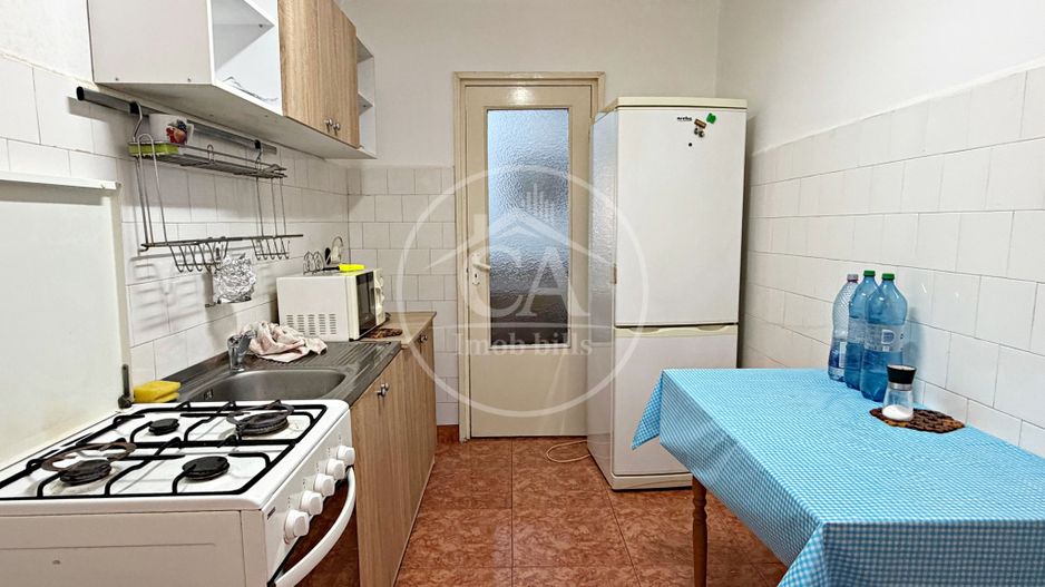 Apartament cu 4 camere de închiriat în zona Rogerius, Oradea - Poză 9