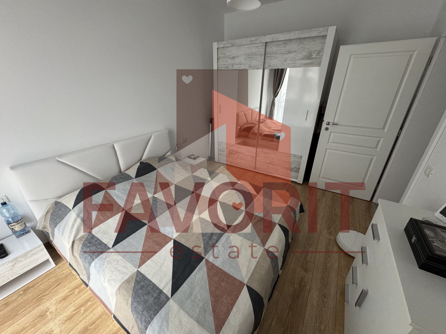 Apartament cu gradina si 2 locuri de parcare in Dumbravita - Poză 7