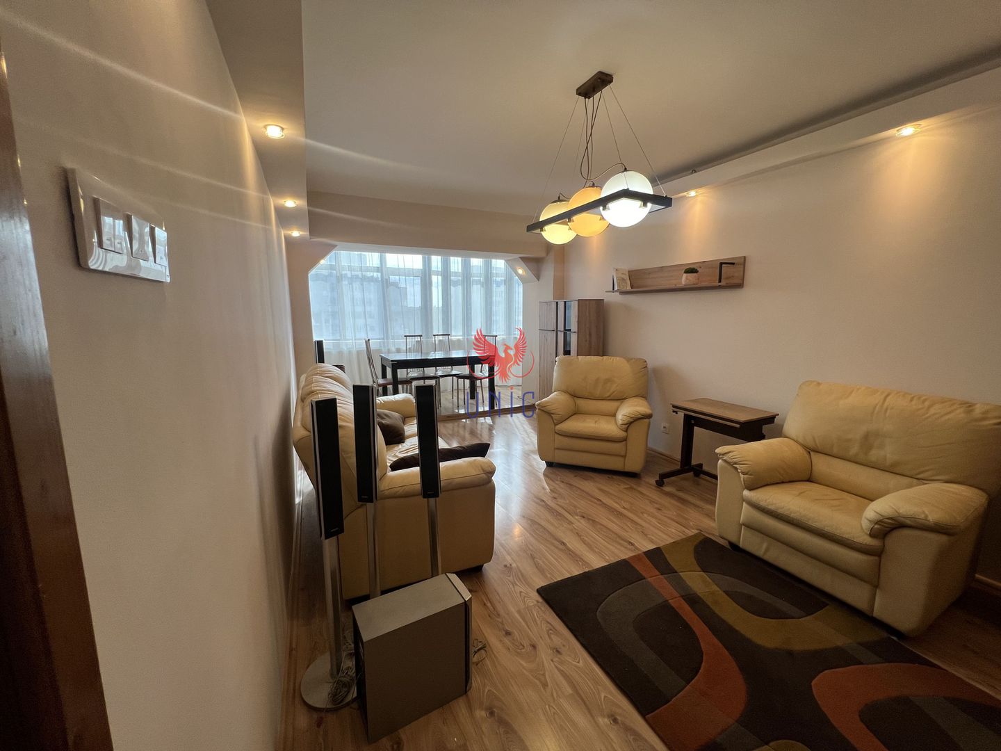 Apartament 3 camere Vis-A-Vis McDonalds - Poză 1