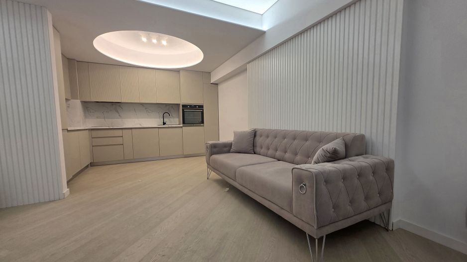 3 camere | Prima inchiriere | Cortina North - Poză 1