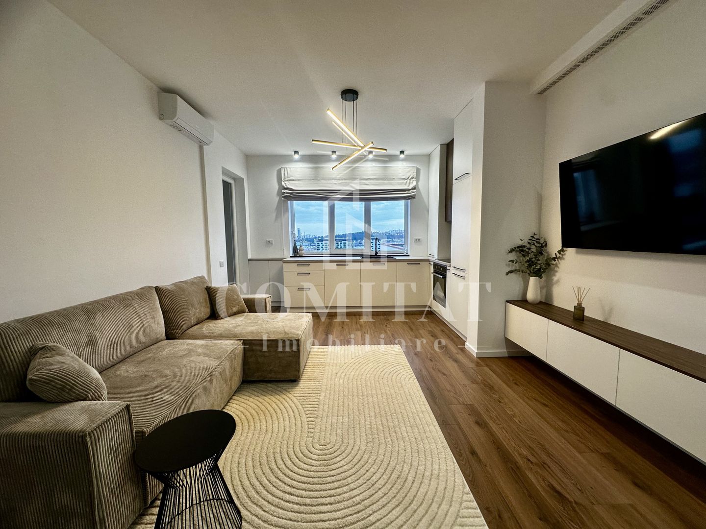 Apartament ultrafinisat | 3 camere | Zona BMW - Poză 1