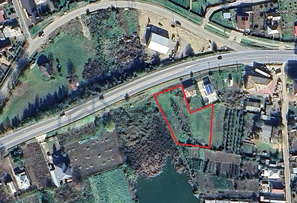 Teren intravilan 2.094 mp în Bălțați, județul Iași, lângă DN 28 / E583, cu utilități pe proprietate și acces la iaz - Poză 1