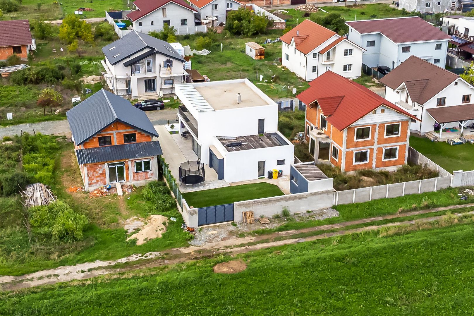 Vilă modernă in Bujac - Poză 12