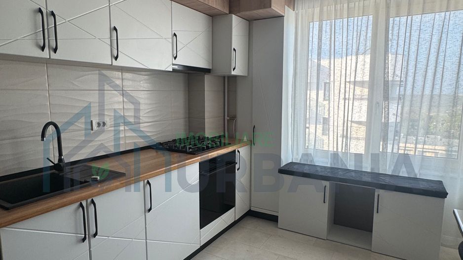 Apartament premium de închiriat în Royal Town Copou, Iași - Poză 1