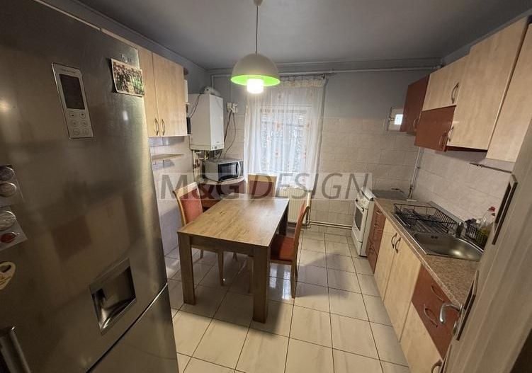 Etaj 1 Aradului  3 camere  etaj 1 cu centrala - Poză 2