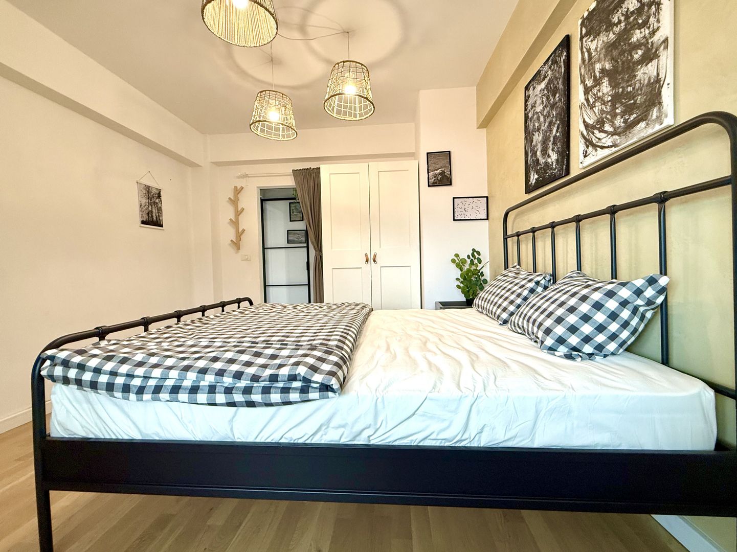 Apartament cu 3 camere, vedere spectaculoasă spre Parcul Botanic - Poză 15