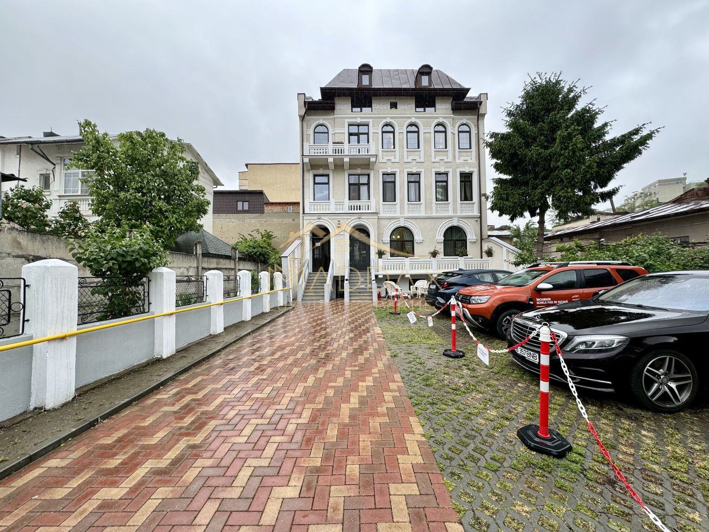 Spatiu de birouri in Vila Interbelica ***208mp*** // Zona Victoriei - Poză 4