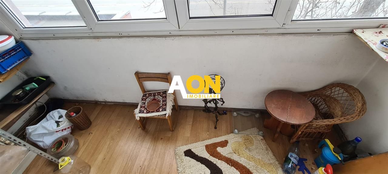 Apartament cu 4 Camere, Etaj 1, Zona Cetate - Poză 8