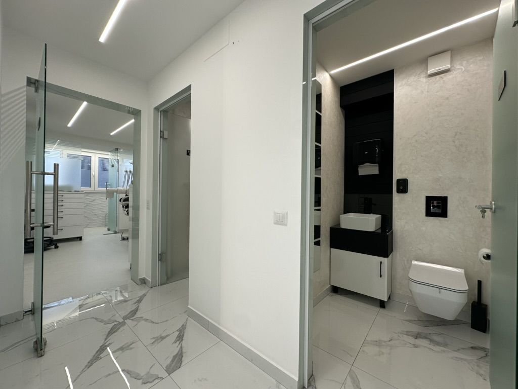 Clinica Stomatologica Premium – 2 Cabinete Complet Utilate – Metrou - Poză 6