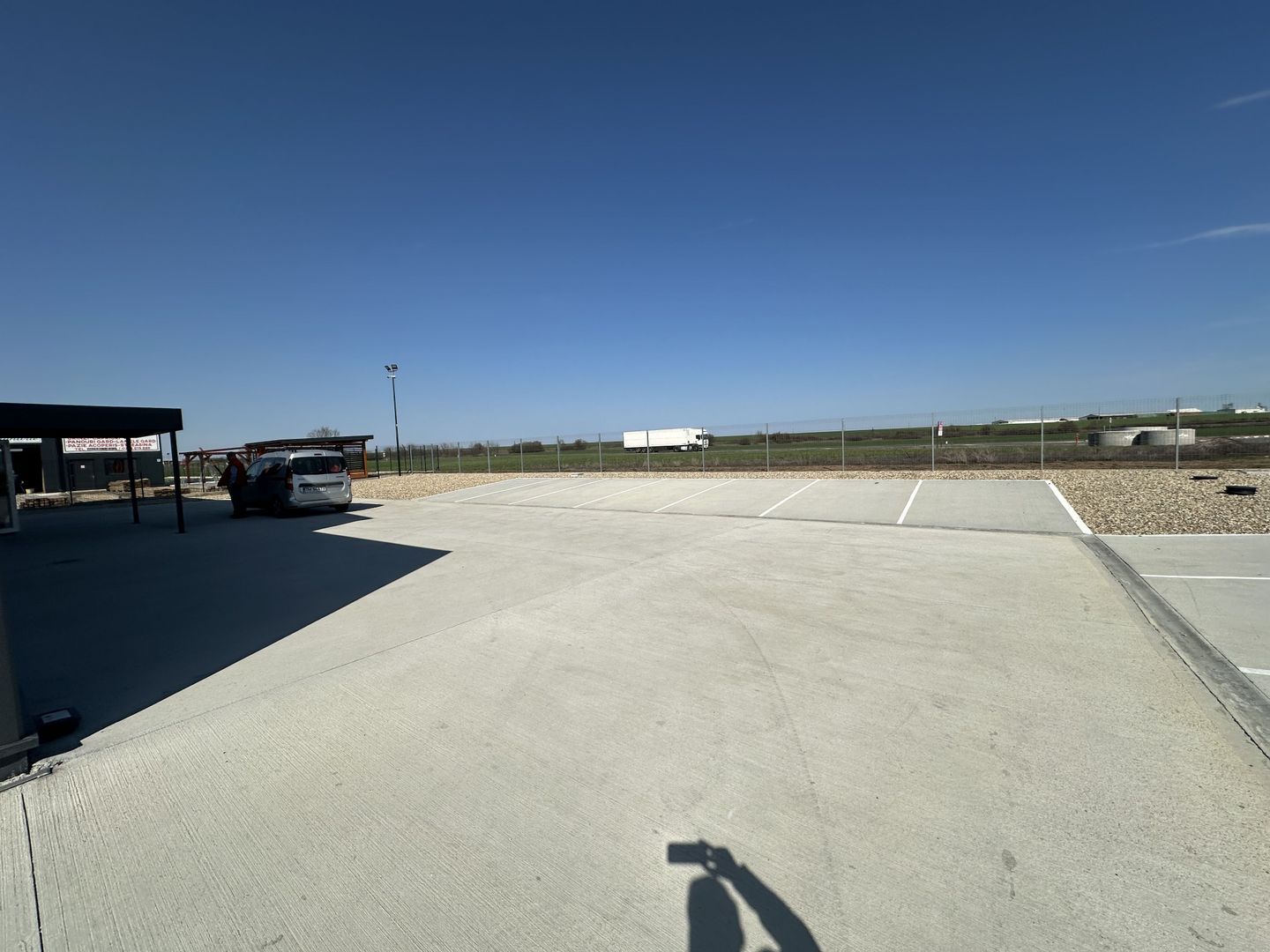 Hala depozitare cu birouri zona de N - Poză 24