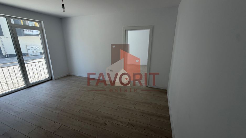 Bloc Nou. Disponibil imediat. Bucatarie inchisa. Parcare in CF. - Poză 2