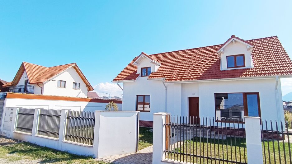 Vila cu stil in Izvor-Tarlungeni - Poză 2