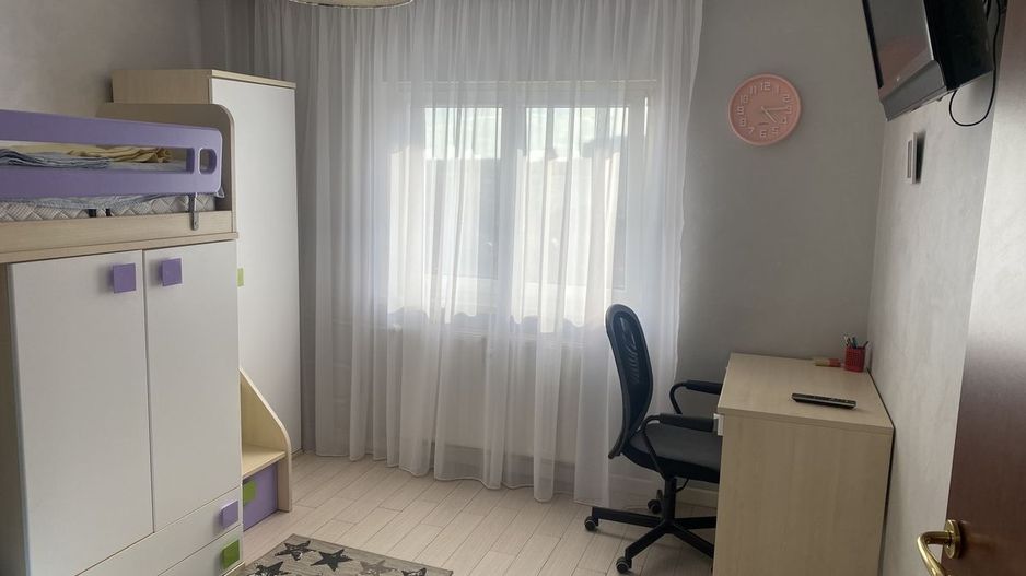 De Închiriat Apartament 3 Camere Decebal, Renovat, Aproape, de Metrou - Poză 5