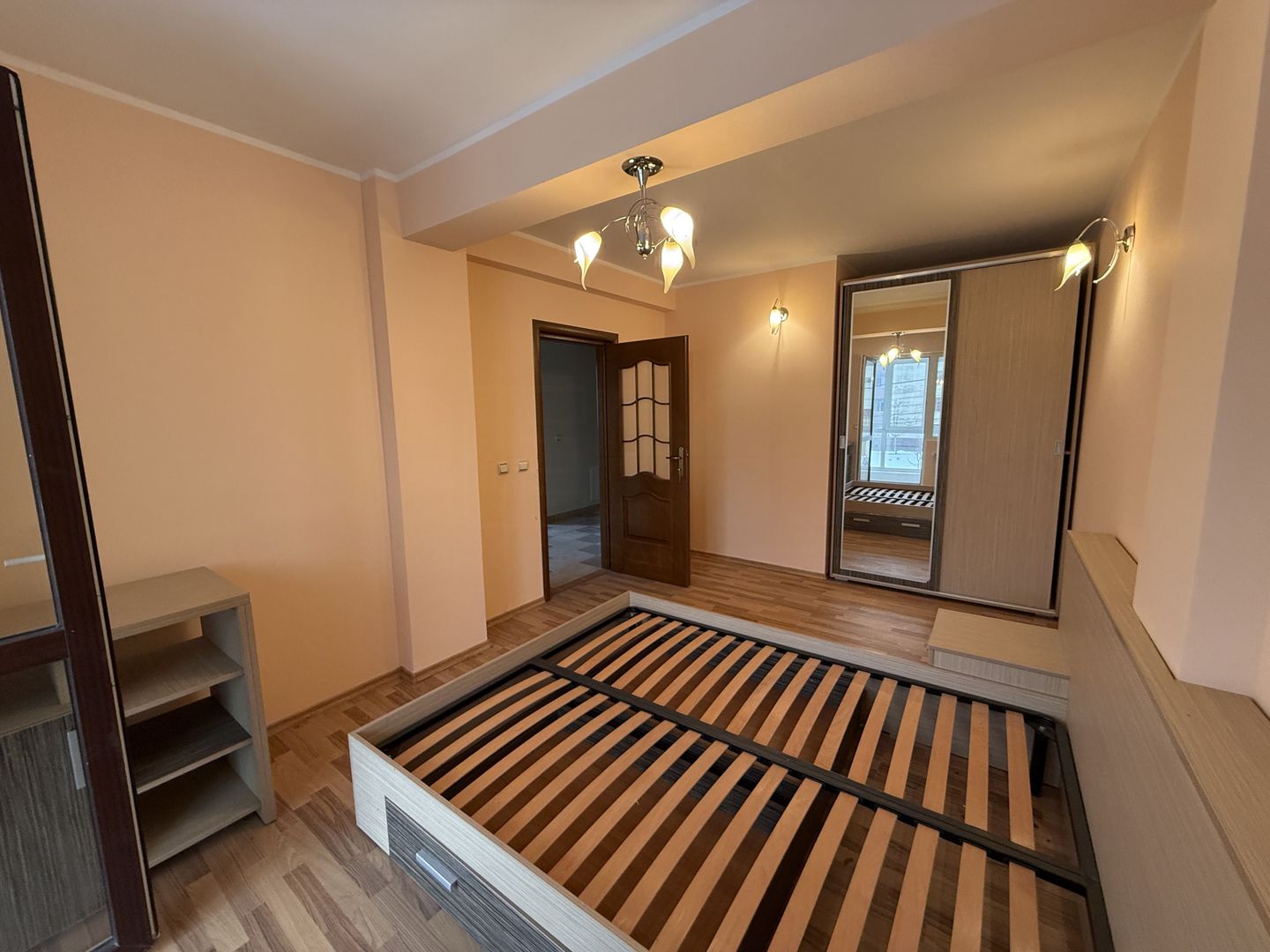 APARTAMENT 3 CAMERE + DRESSING | ETAJ 1 | PARCARE - Poză 2