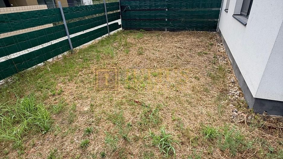 2 camere| Dumbravita| curte mare| terasa generoasă| loc de parcare| - Poză 21