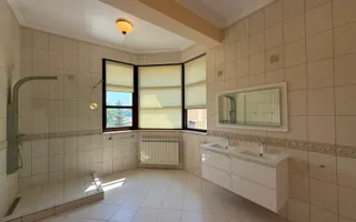 Vila 9 camere cu piscina si teren de 1.000 mp - Poză 25