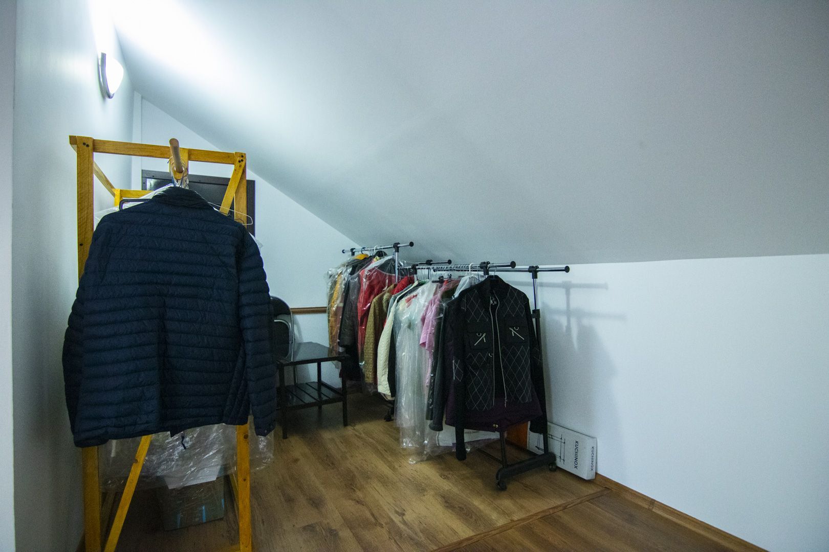 Casă / Vilă, 5 camere, teren 690 Mp., Prelungirea Ghencea - Maracineni - Poză 39
