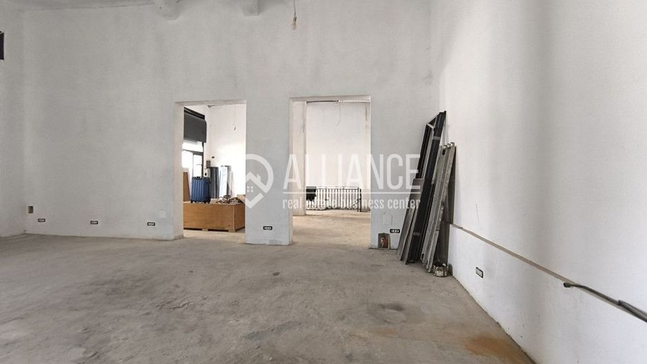 POLICLINICA CU PLATA(cod03) - Spatiu comercial luminos si inalt ! - Poză 4