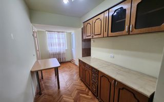 De vanzare apartament 2 camere, pozitie excelenta, Centru - Poză 5
