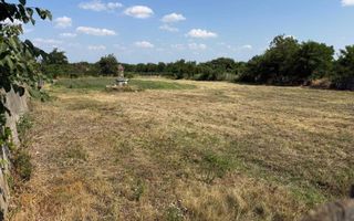 Teren intravilan 2735 mp, Bosteni Pascani, deschidere 32 m - Poză 2