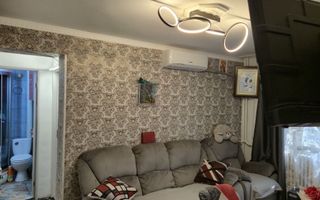 Apartament cu 3 camere/ 46mp/ zona Podu Ros - Poză 2