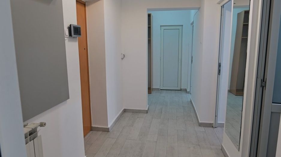 Vanzare Apartament 2 Camere Stradal Bd.Decebal - Rond Alba Iulia - Poză 7