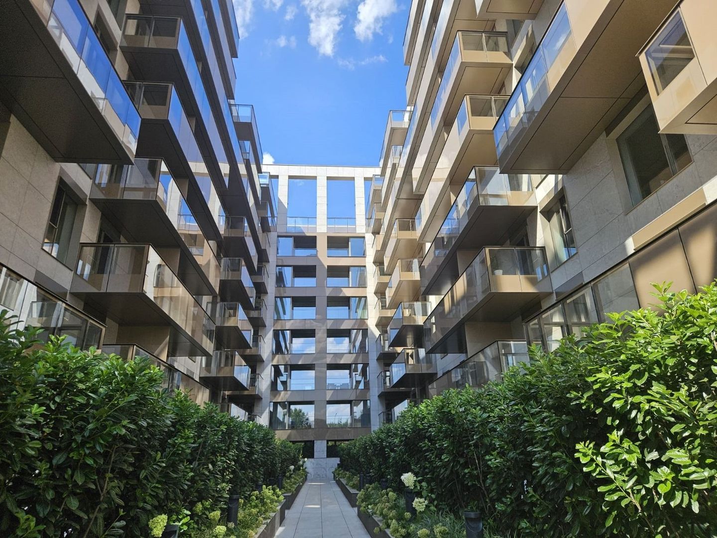 Apartament prima inchiriere 3 camere | Parcare - Poză 12