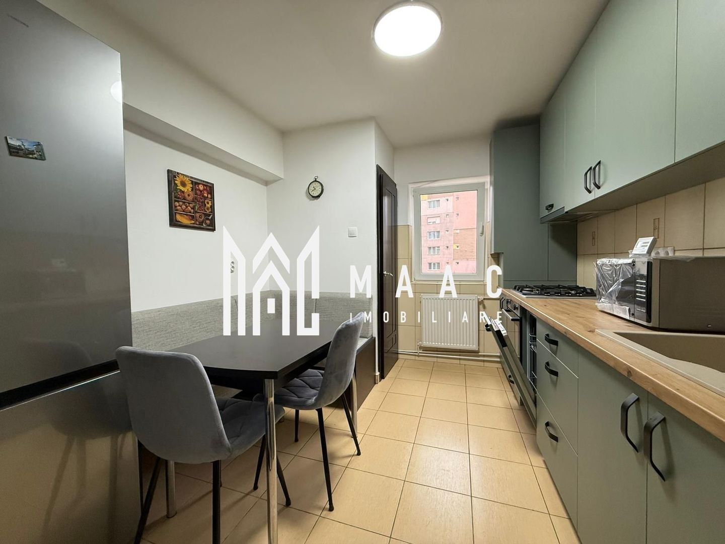 Apartament 3 camere | 2 bai | Decomandat | Etaj 3 | Renovat - Poză 3