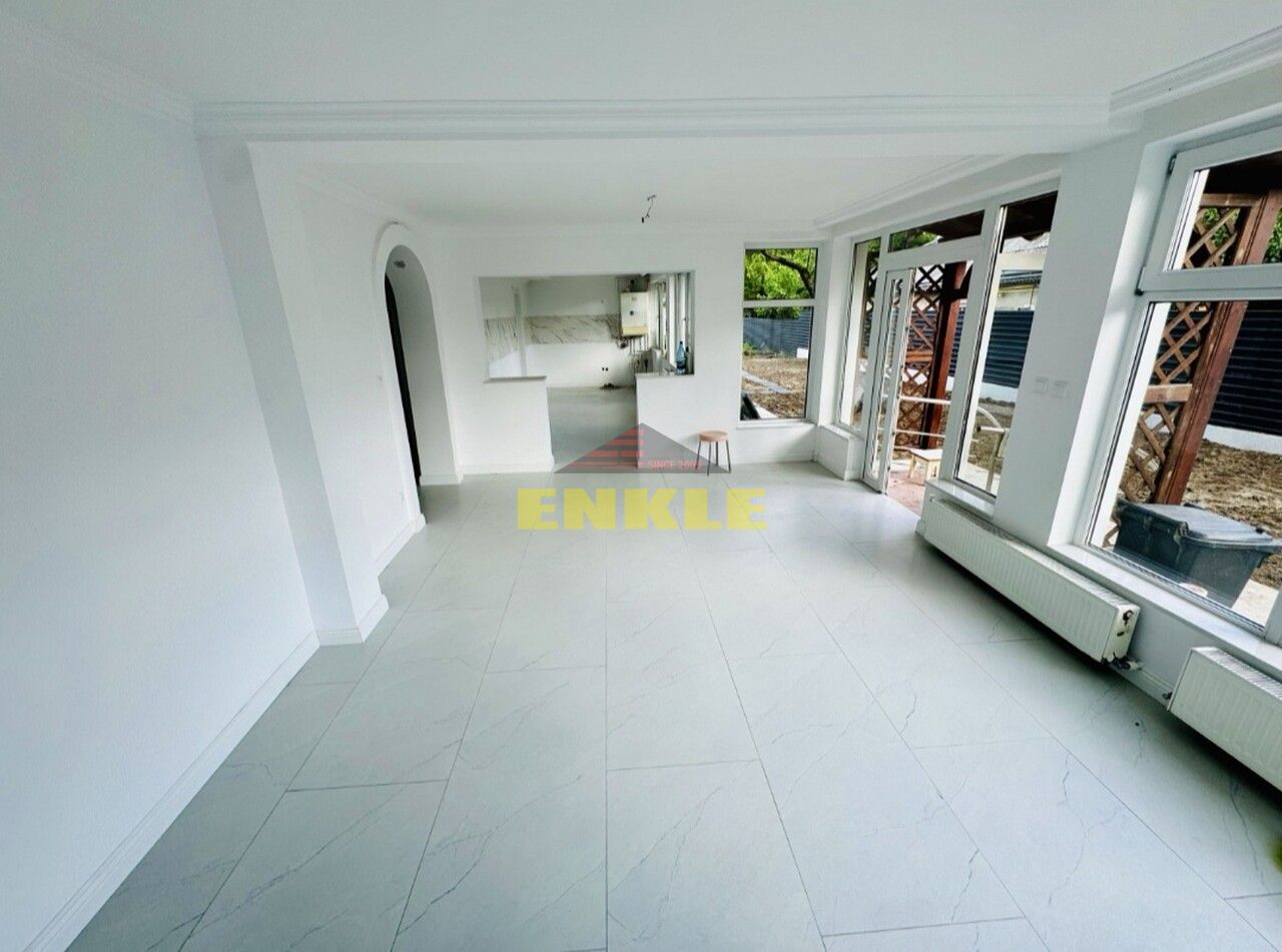 De vânzare casa cu etaj, renovata complet in 2024 - Poză 4