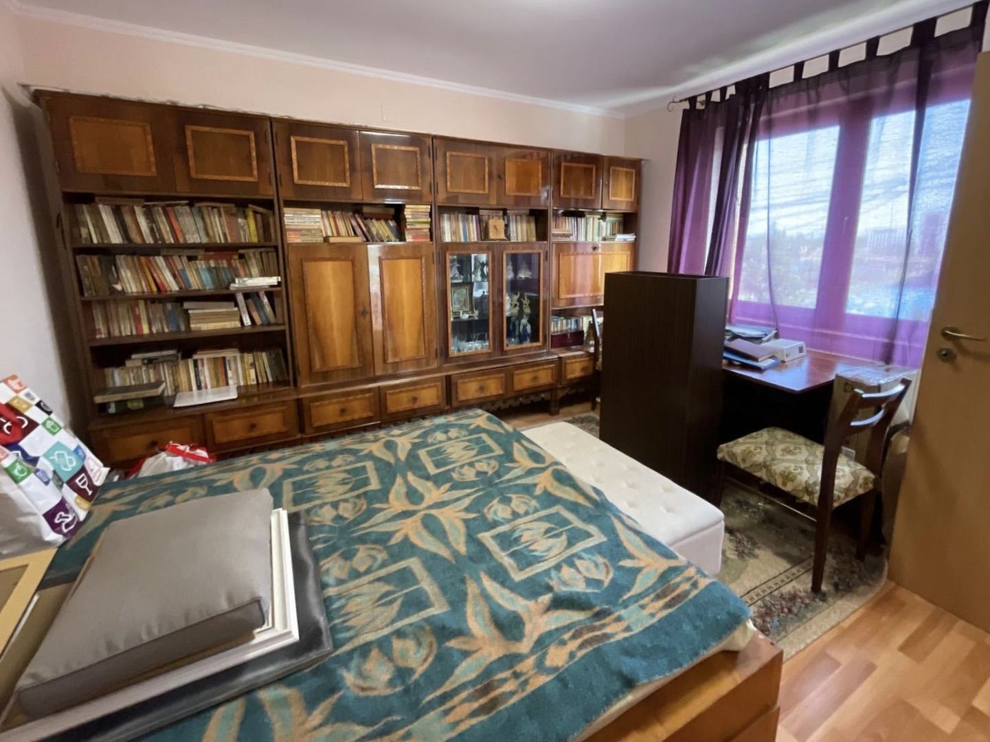 Casă spațioasă, confort ridicat, garaj și teren generos, zona Aradului - Poză 12