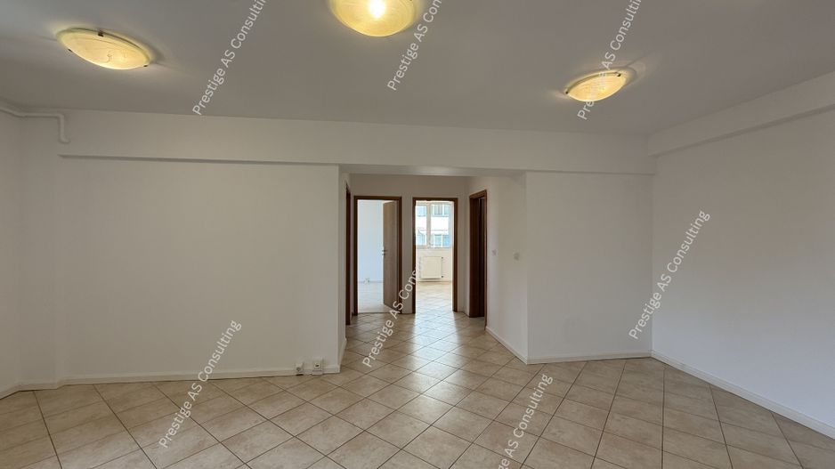 SAD 67mp pretabil Birouri | Etaj 1 Lift | Sala Olimpia - Poză 3