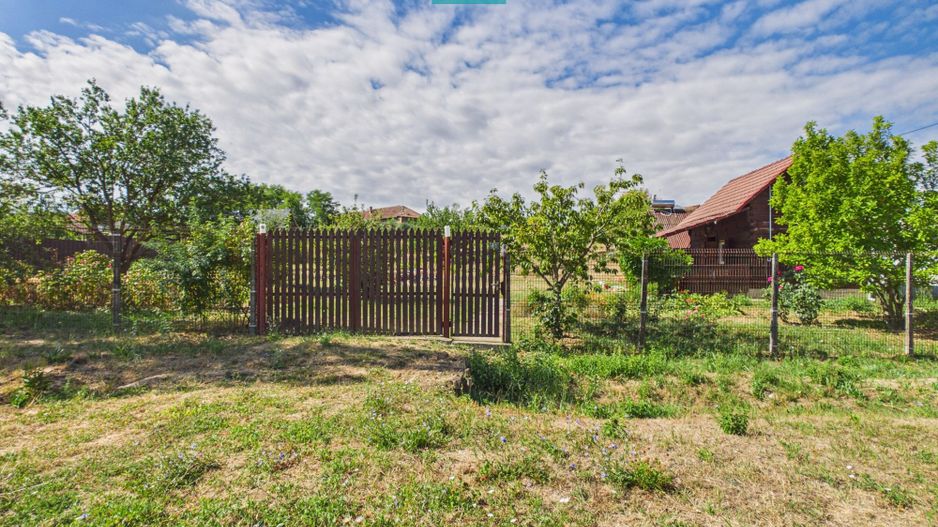 Casă din lemn în Uileacu de Munte – teren 2140 mp - Poză 19