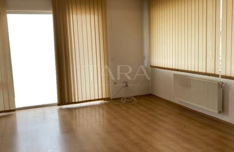 Apartament spațios de 2 camere, terasă, Grand Hotel Italia. - Poză 1